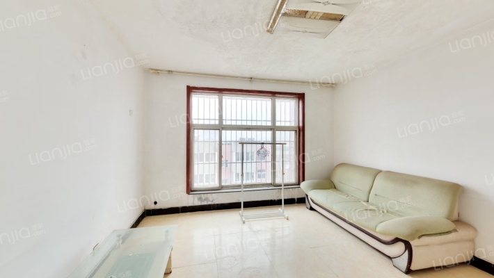 欧特花园二手房实景图