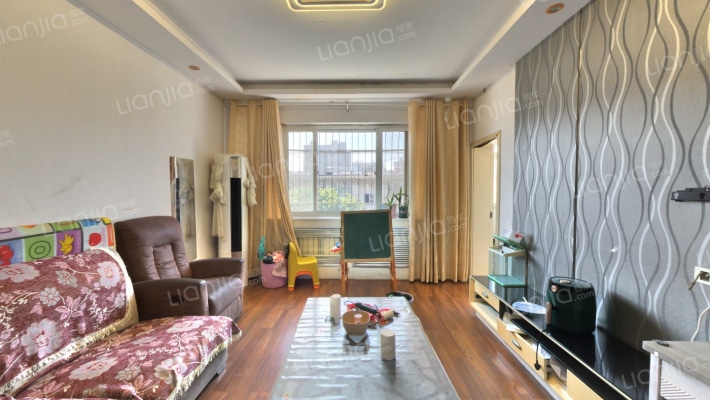 建委家属院二手房实景图