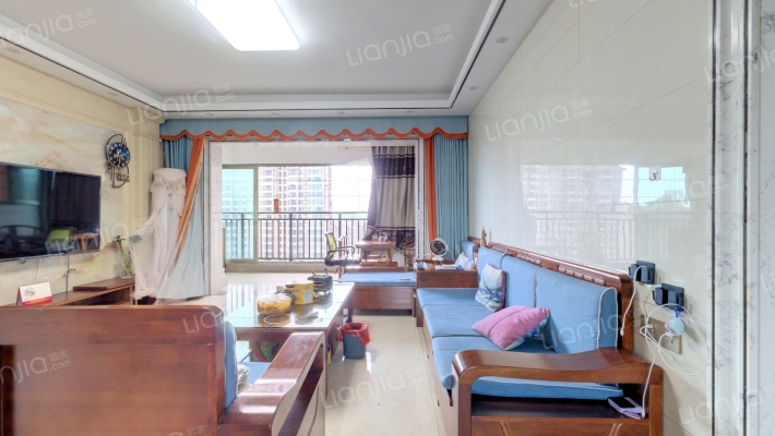 清新凯旋门二手房实景图