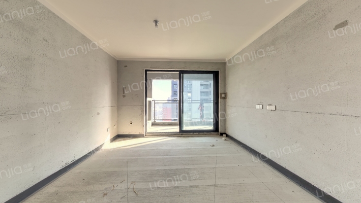 建业世和府二期二手房实景图