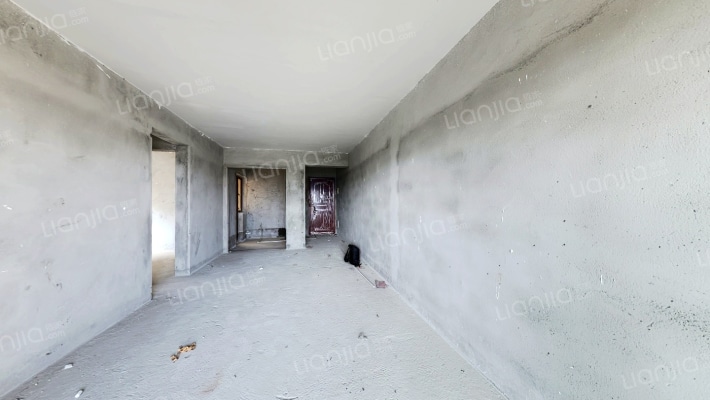 信鸿花园公园里二手房实景图