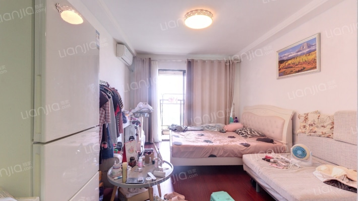 万科城回迁房北区二手房实景图