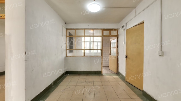 西彩新苑二手房实景图