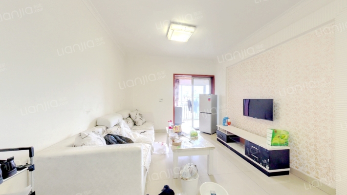 金舆名苑二手房实景图