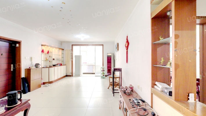 北后小区颐和居二手房实景图