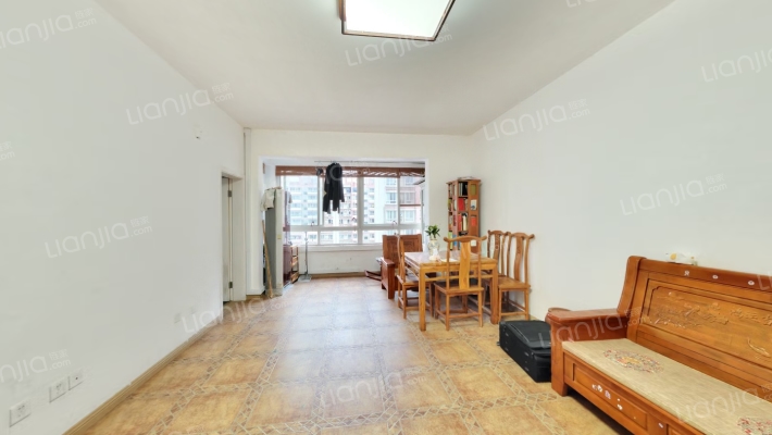 天府名居二手房实景图