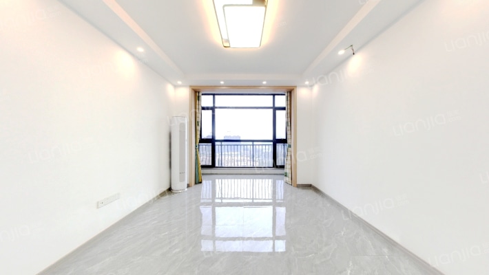 张家港碧桂园滨河生活广场二手房实景图