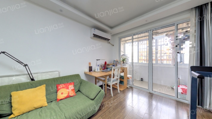 蒲汇新村二手房实景图