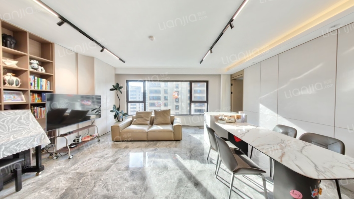 历下金茂府二手房实景图