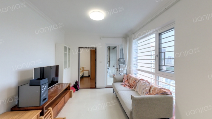 金碧翡翠华庭二手房实景图