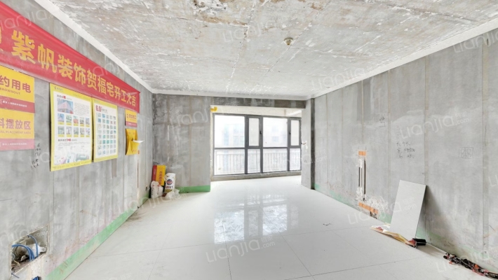 晨胧华庭二手房实景图