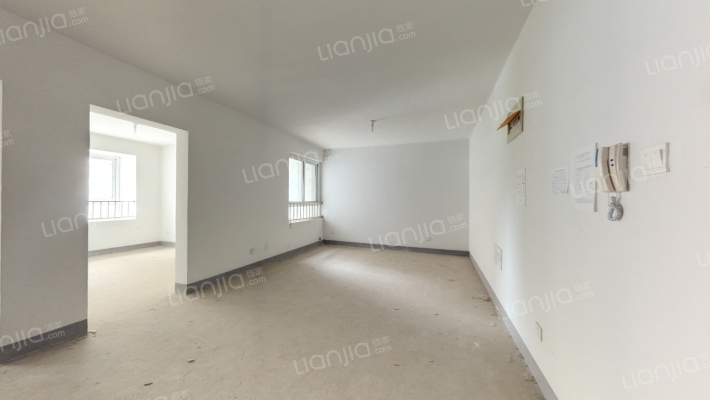 泉泰佳苑二手房实景图