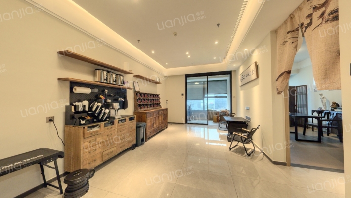 保利天际二手房实景图