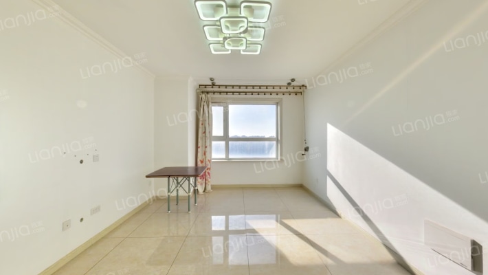 保利中央公园二手房实景图