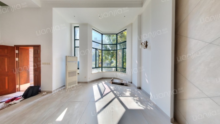 怡景花城二手房实景图