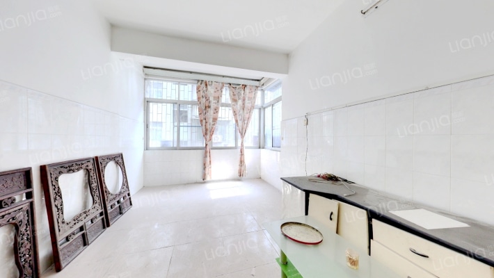 富裕花园二手房实景图