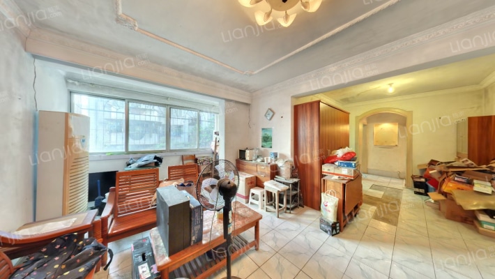 銀逹花園二手房实景图