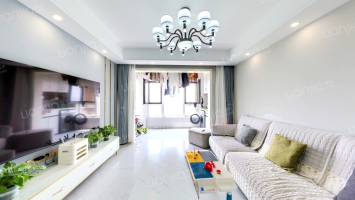 理想城市花园九期二手房实景图