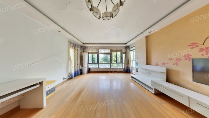 香滨水岸二手房实景图