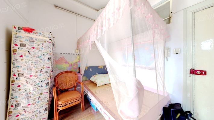 颜港新村七区二手房实景图