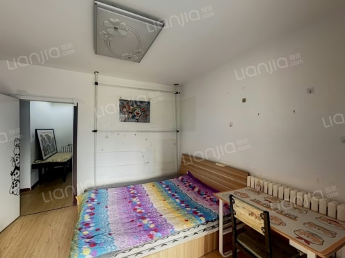 合租·中海国际河南社区 3居室 南卧