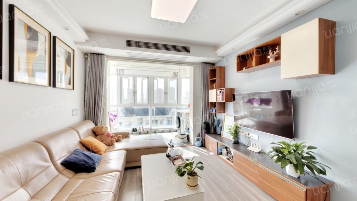 保利香颂一期二手房实景图