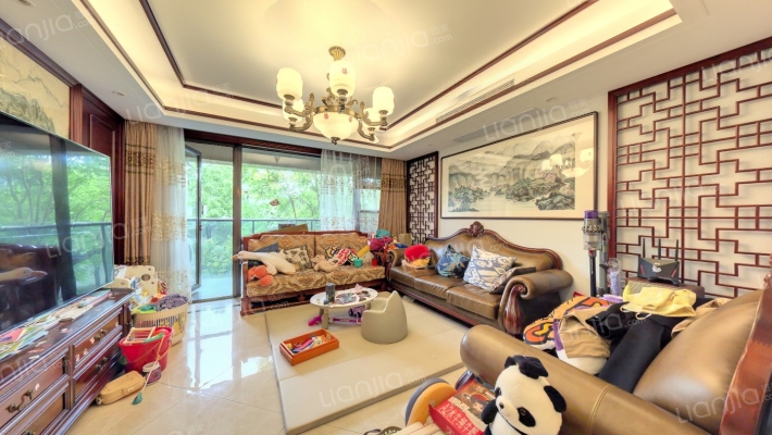 翡翠城三期二手房实景图