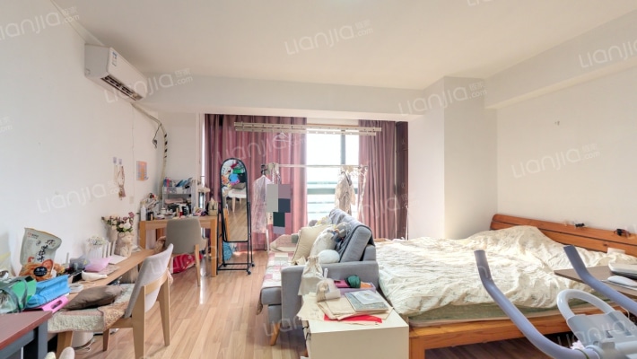 辰龙广场二手房实景图