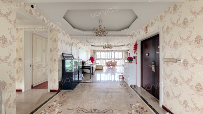 圳秀国际•金湖湾二手房实景图