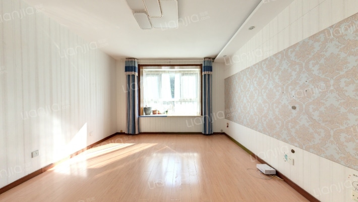 富隆苑二手房实景图