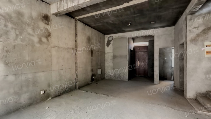 万政美林半岛二手房实景图