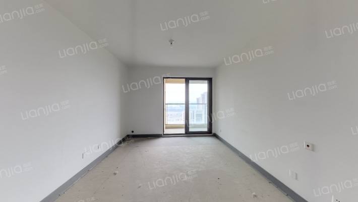 融创悦秀园二手房实景图