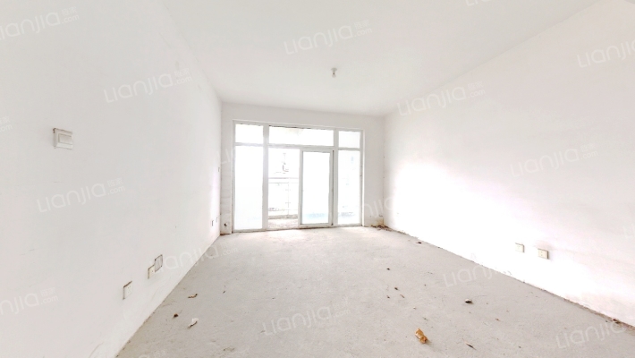 鹏城金龙美景二手房实景图