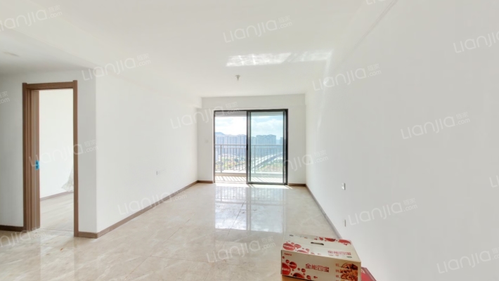 美辰二手房实景图