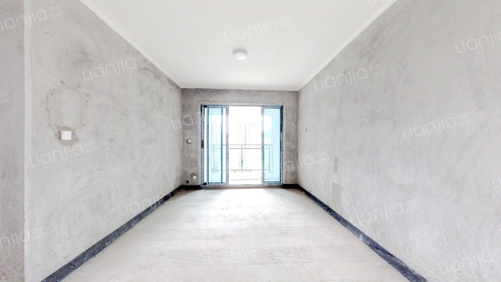 荣安林语春风B区二手房实景图