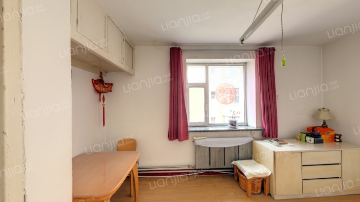 中研宿舍二手房实景图