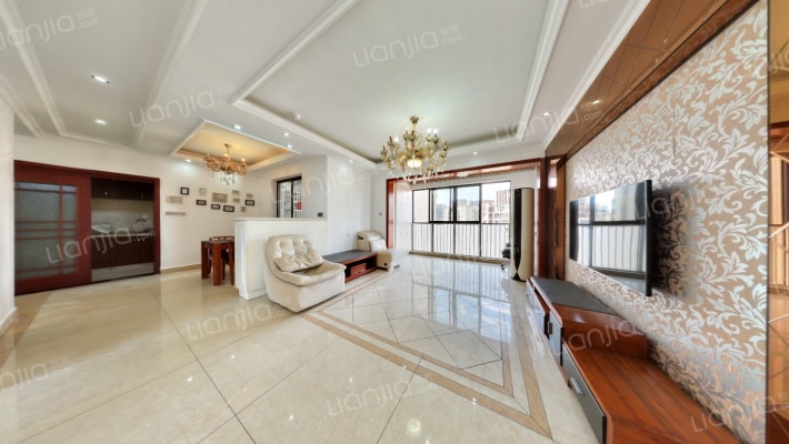 世豪瑞丽二手房实景图