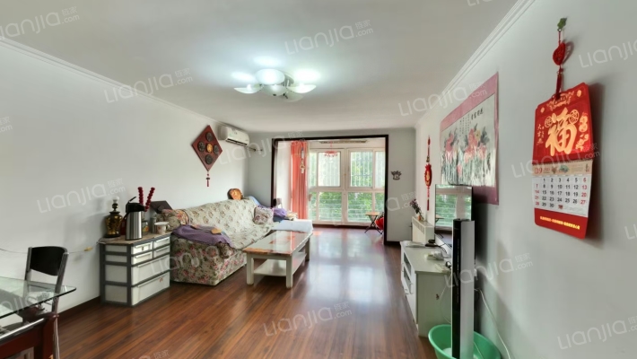 龙跃苑东二区二手房实景图