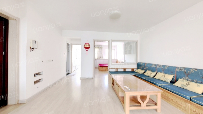 香槟小镇二手房实景图