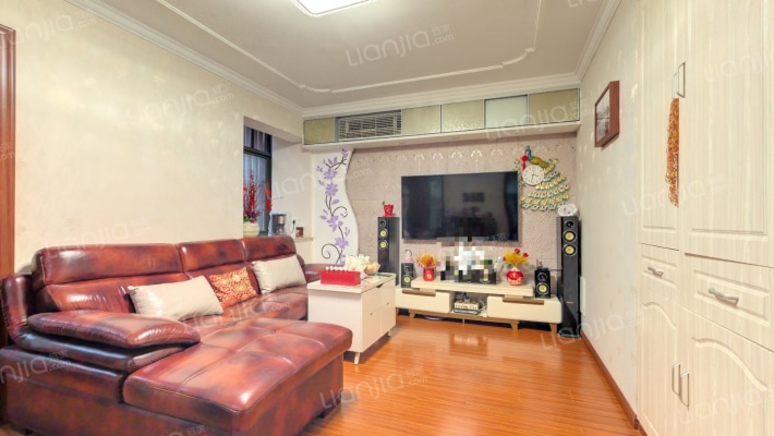 惠益新苑南苑二手房实景图