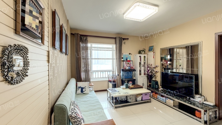 祈年大厦二手房实景图