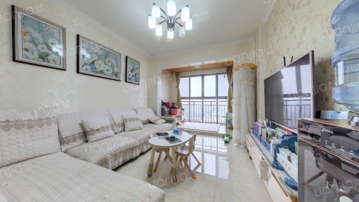 花样年龙年国际中心二手房实景图