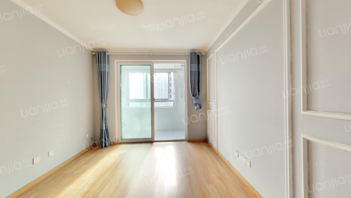 蓝海雅苑B区二手房实景图