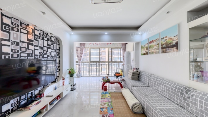 红建华府二手房实景图