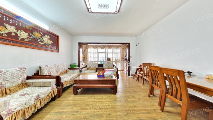 万佳新城二手房实景图