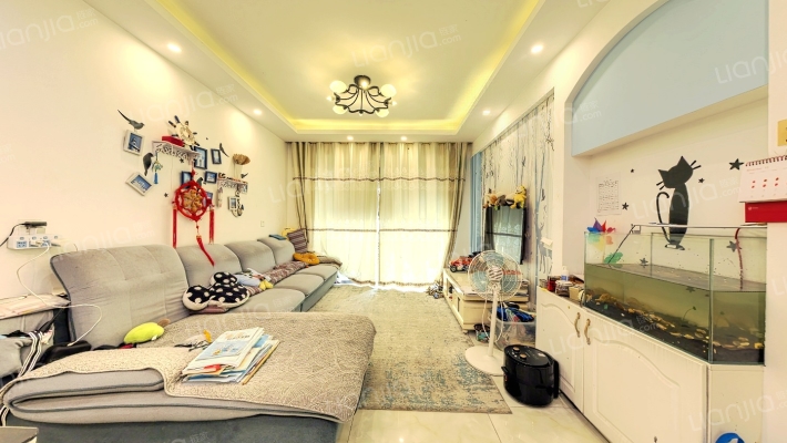 湖畔林语二手房实景图