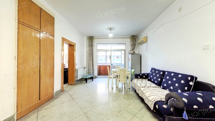 植物园家属院二手房实景图