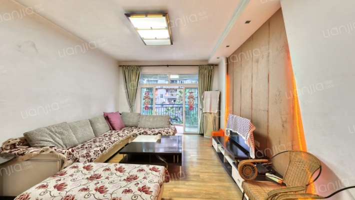 兰湖天二手房实景图