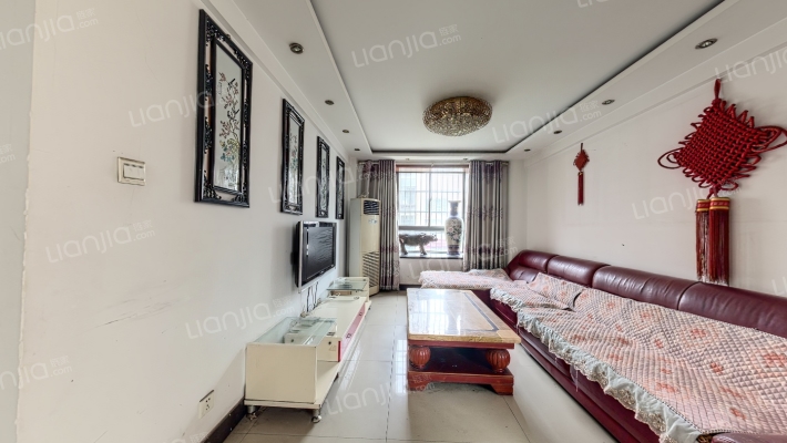 新站中心集贸市场二手房实景图