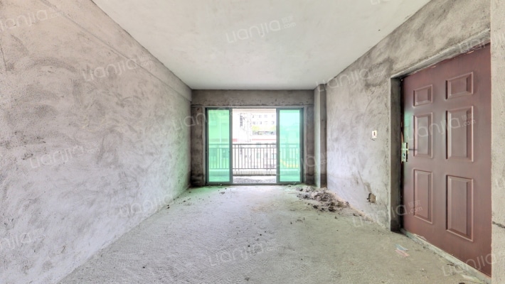 名都华庭二手房实景图